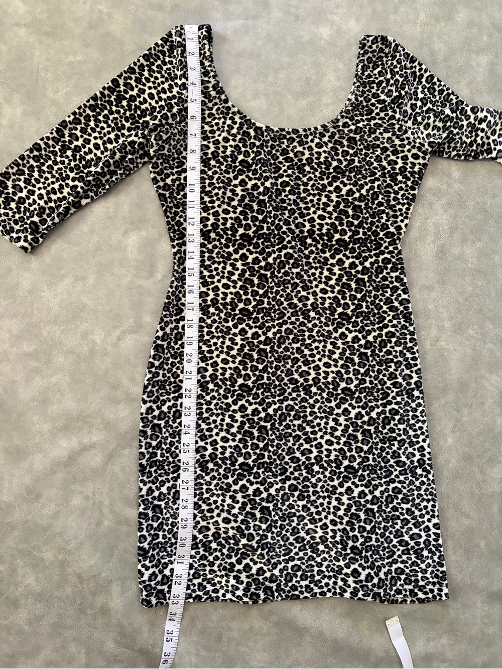 Vintage Y2K White Velvet Leopard Print Bodycon Dress 90s Scoop Neck Midi - Picture 9 of 10